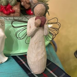 “Angel of the Heart” Willow Tree Angel